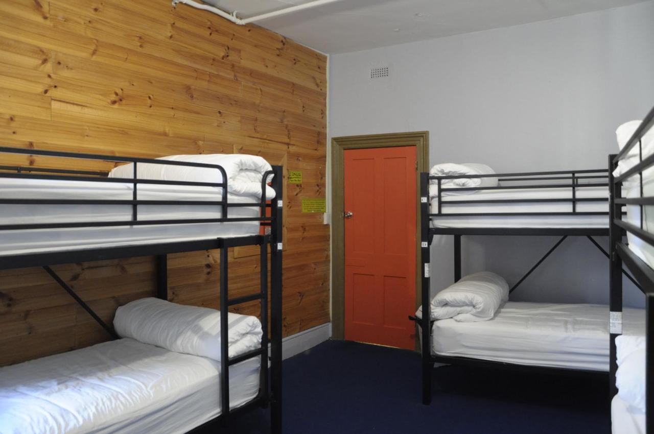 Backpackers Imperial Hotel Hobart Exteriör bild